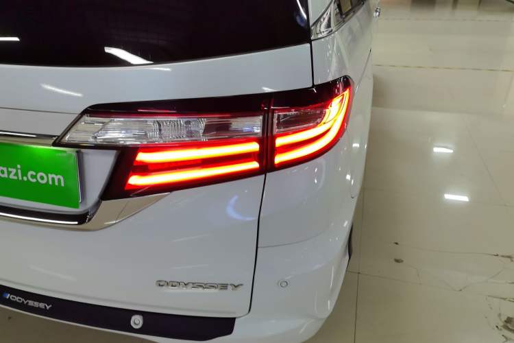 Used Honda Odyssey 2018 2.4L Smart Edition
