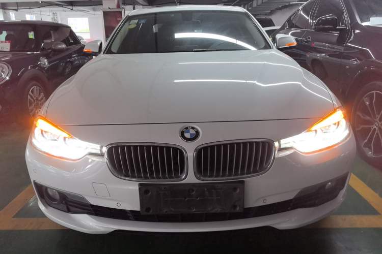 Used BMW 3 Series 2018 320Li Fashion Model
