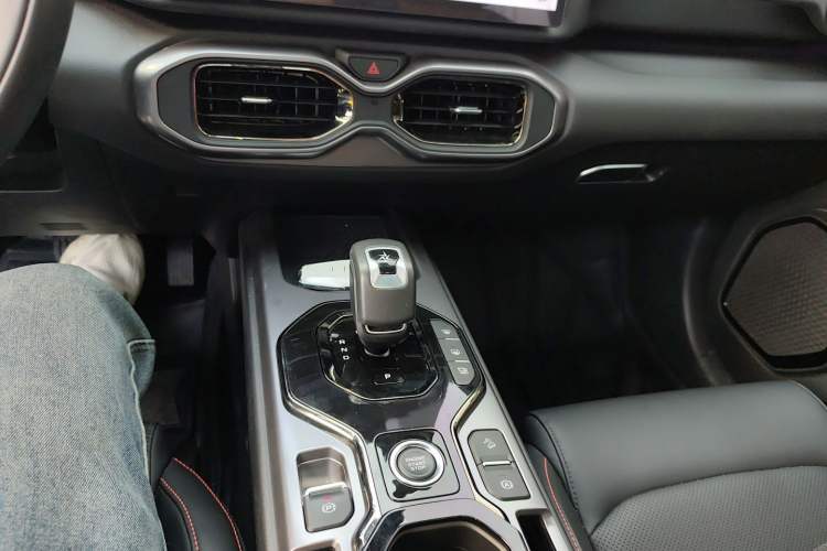 Used Geely Auto Cowboy 2025 1.5TD Fun-Offroad Version