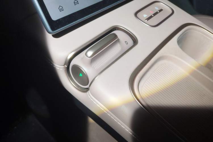 Used Nio EC6 2024 75 kWh