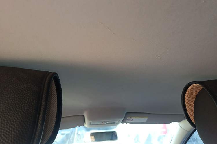 Used Volkswagen Polo 2016 1.4L Manual Fashion Model