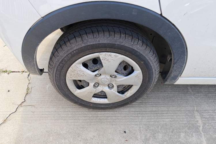 Used Baojun 310 2016 1.2L manual Comfort trim level