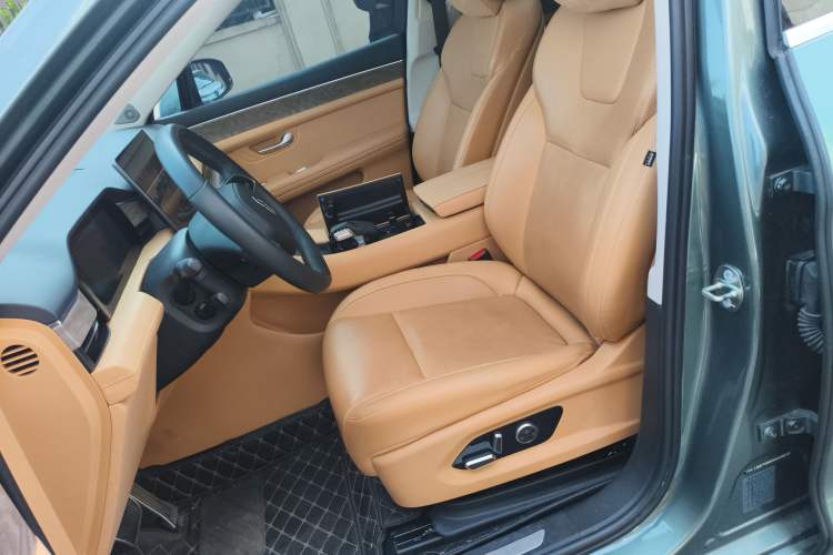 Used Hima AITO M5 2022 Extended-Range Four-Wheel Drive Performance Version Left Front Seat