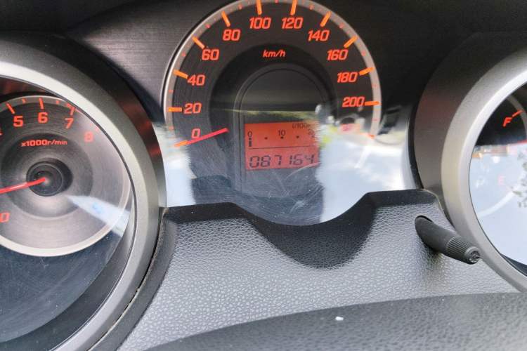 Used Honda Fit 2011 1.5L Automatic Luxury Edition Odometer Close Up