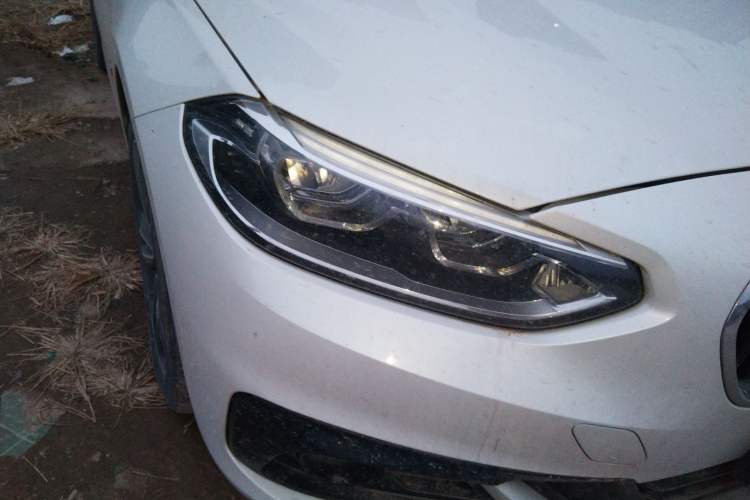 Used BMW 1 Series 2018 118i Sport Edition Right Front Headlight