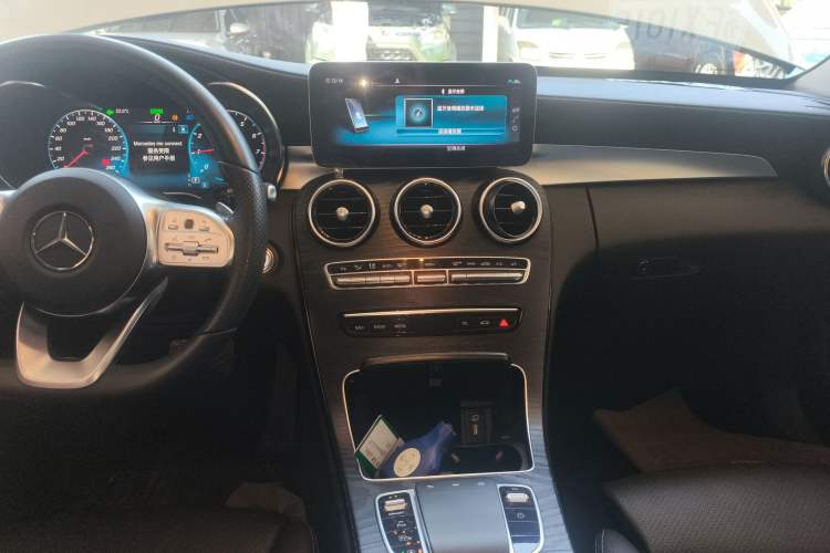 Used Mercedes-Benz C-Class 2020 C 260 L Sport Edition Audio And AC Panel