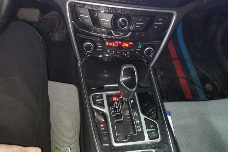 Used Geely Auto Emgrand GT 2016 2.4L Zunya Model
