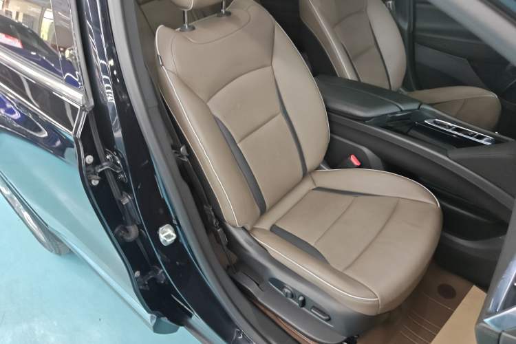 Used Buick Enclave 2020 28T Four-Wheel Drive Luxury Flagship Edition
