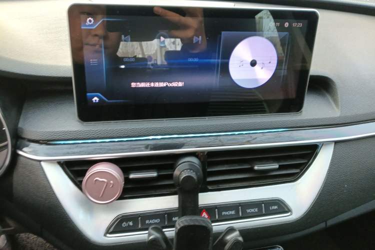 Used Hongqi H5 2018 30TD Smart Connect Dynamic Edition

