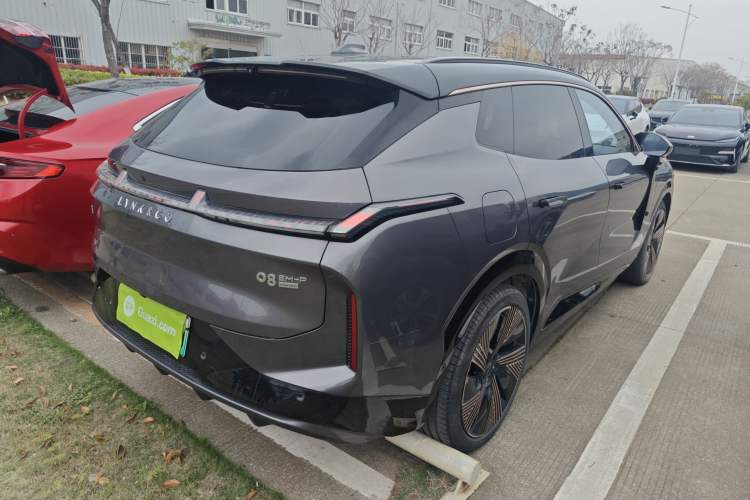 Used Lynk & Co 08 EM-P 2023 220 km Limited-Time Edition Rear Right 45 Deg