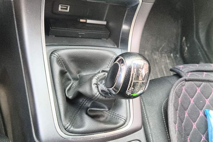 Used Citroen C4 Sega 2018 1.6L Manual Luxury Model
