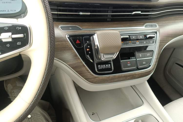 Used Roewe iMAX8 New Energy 2025 1.5T DMH Lu Zun Deluxe Edition Gear Lever