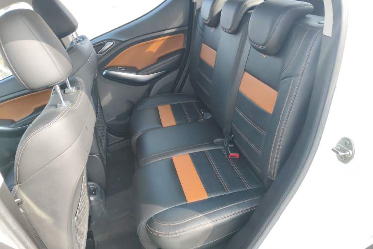 Used BYD Yuan 2016 1.5L Manual Luxury Model
