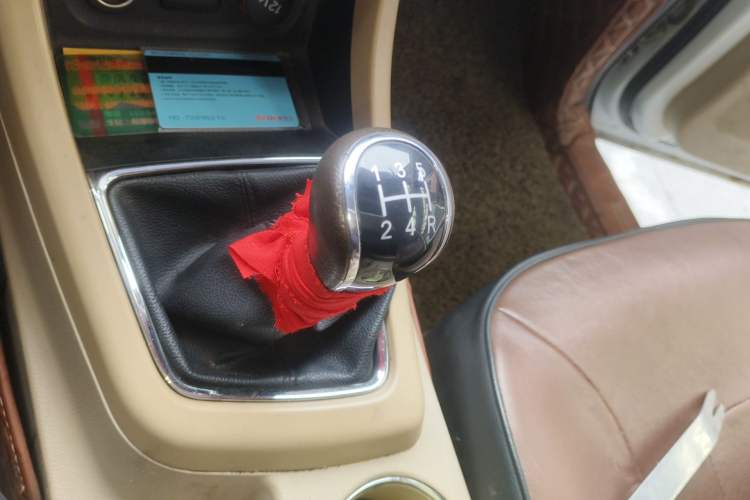 Used Baojun 730 2014 1.5L manual Comfort version 7 seats
