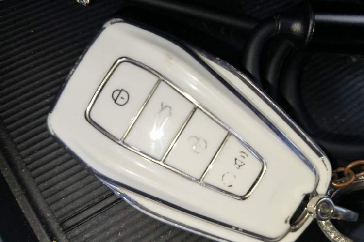 Used Geely Auto Haoyue L 2023 2.0T DCT Flagship Version Vehicle Key