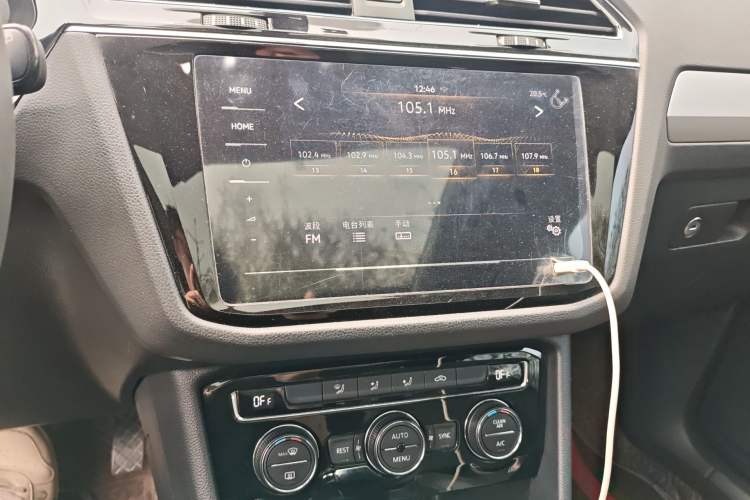 Used Volkswagen Tiguan L 2020 330TSI Automatic Two-Wheel Drive Panoramic Comfort Edition China VI Standard Audio And AC Panel