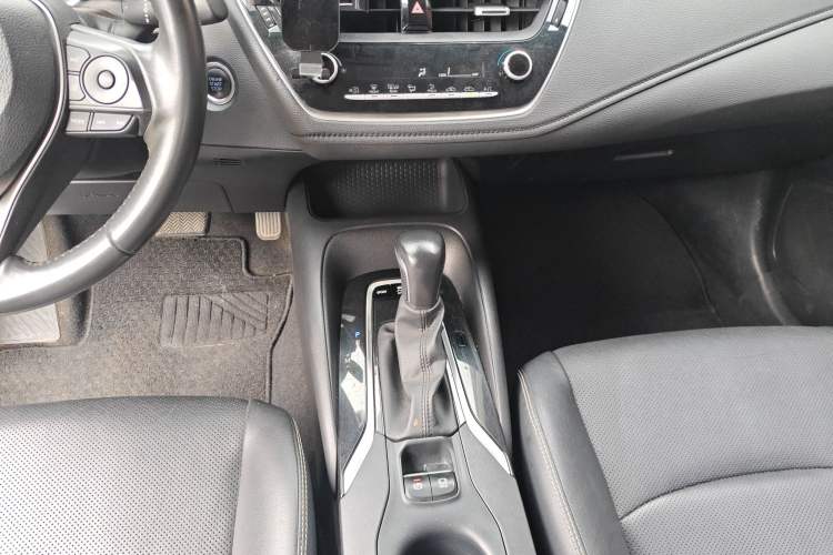 Used Toyota Corolla 2019 1.2T S-CVT GL-i Luxury Edition Gear Lever