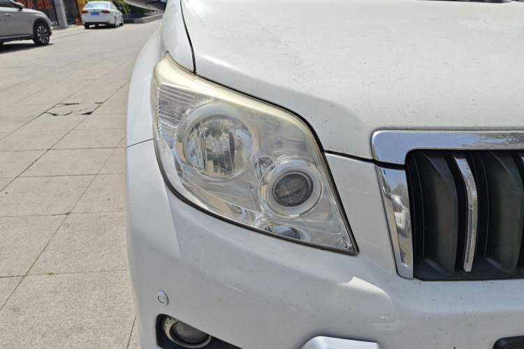 Used Toyota Prado 2010 4.0L Automatic TX-L NAVI