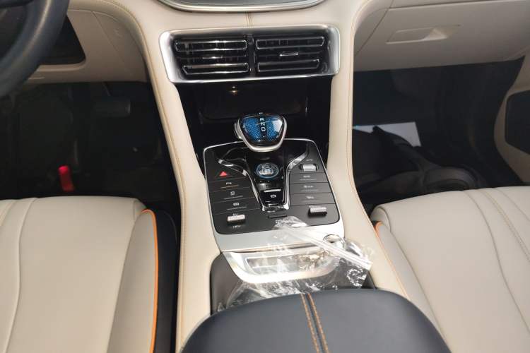 Used BYD Song PLUS New Energy 2021 DM-i 110KM Flagship Model Gear Lever