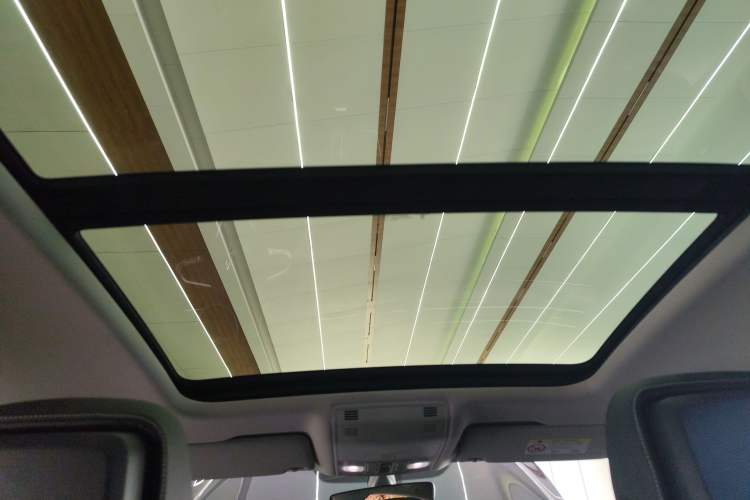 Used Volkswagen Magotan 2020 330TSI DSG Leading Model Headliner