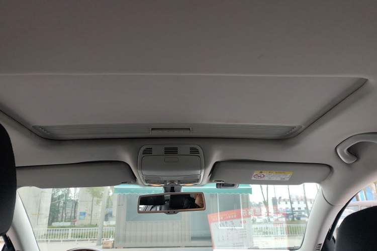 Used Volkswagen Magotan 2015 Revised 1.8TSI Prestige Version
