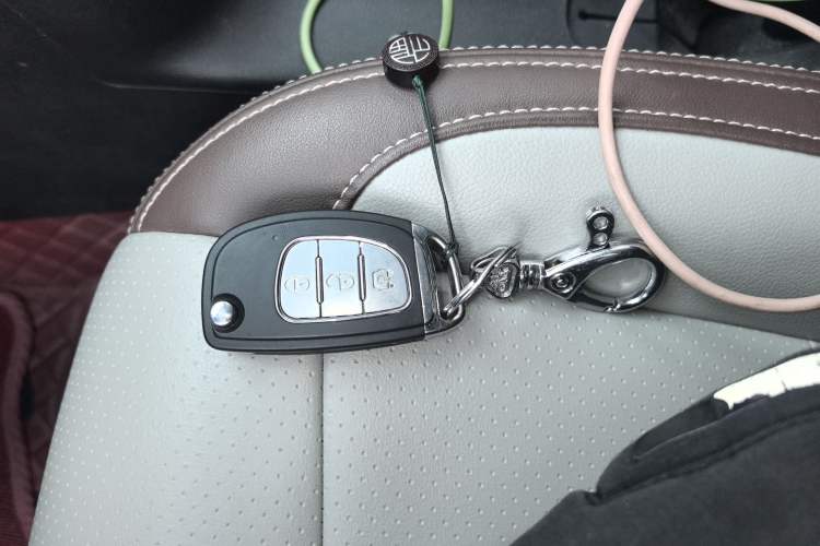 Used HYOSOW S5 2017 1.3T Manual Luxury Model Interior 1