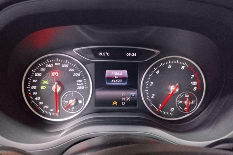 Used Mercedes-Benz B-Class 2017 B 200 Sport Edition Instrument Cluster