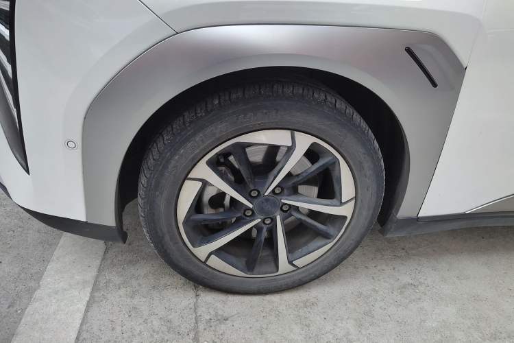 Used AION Y 2023 Plus 510 Smart Edition
