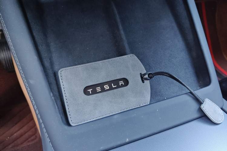 Used Tesla Model 3 2025 Rear-Wheel-Drive Version