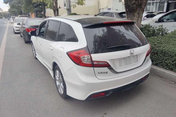 Used Honda Jade 2014 1.8L Automatic Comfort Elite Version 5 Seats