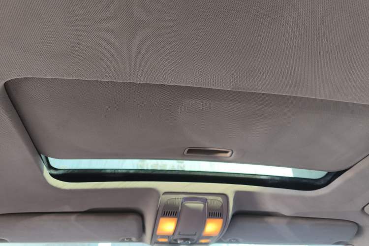 Used Audi A6L 2010 2.0 TFSI Automatic Standard Edition Headliner