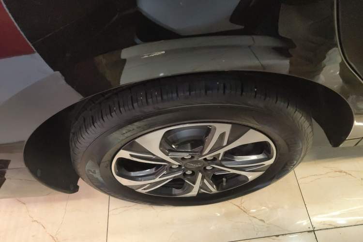 Used SAIC MAXUS G90 2022 2.0T Starry Seven-Seater