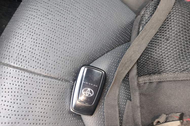 Used Toyota Avalon 2019 2.0L XLE Premium Edition China VI