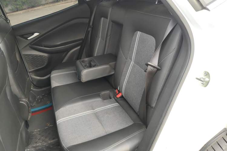 Used Chevrolet Trax 2019 325T Automatic Fun Edition China VI Standard