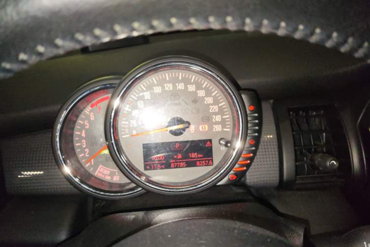 Used MINI MINI 2016 1.5T COOPER Five-Door Edition