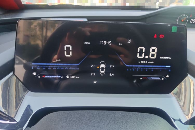 Used CHANGAN OSHAN Z6 2023 Blue Whale 1.5T DCT Smart Luxury Model Instrument Cluster