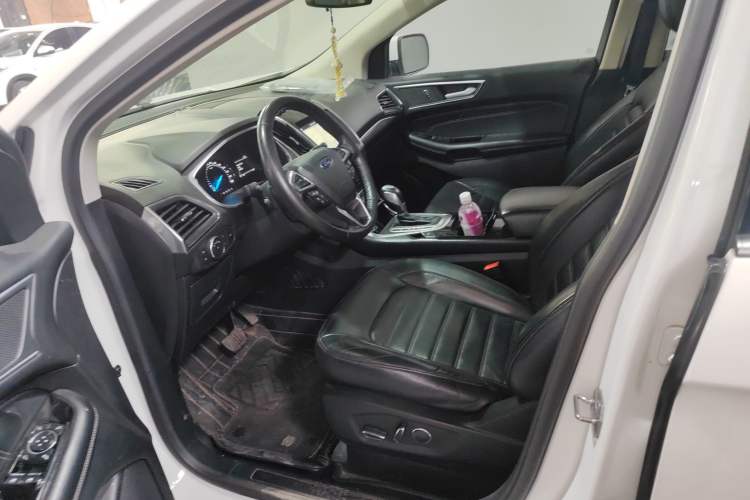 Used Ford Edge 2018 EcoBoost 245 Two-Wheel-Drive Titanium 7-Seater China V Standard
