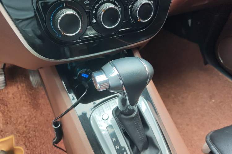 Used FORTHING Joyear X5 2016 1.6L CVT Luxury Model
