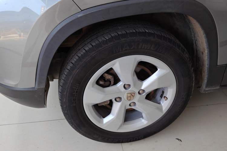 Used Baojun 510 2017 1.5L manual Comfort trim
