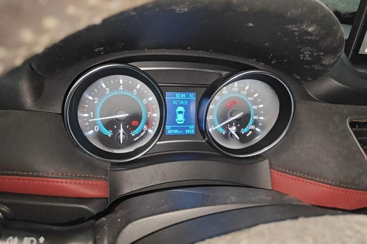Used Haval H1 2016 Revised Version Blue Badge 1.5L AMT Luxury Edition Instrument Cluster