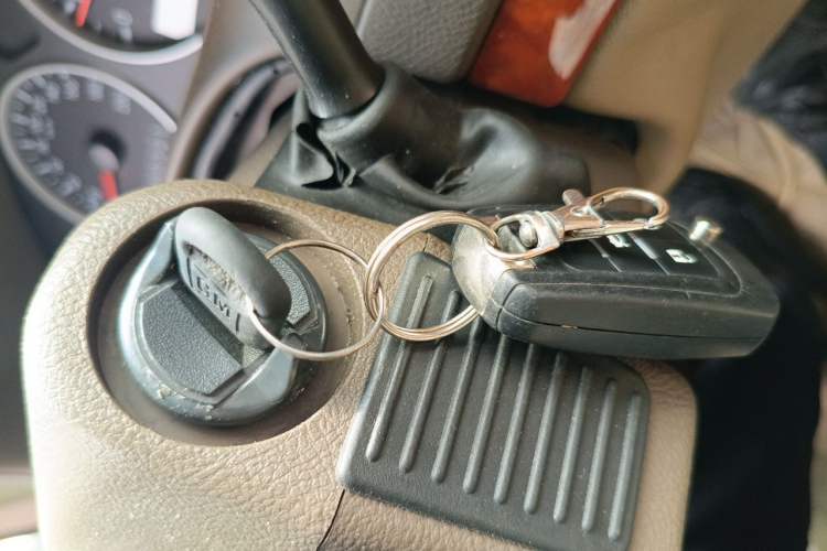 Used Buick GL8 2006 Lu Zun 3.0L GT Elite Edition
