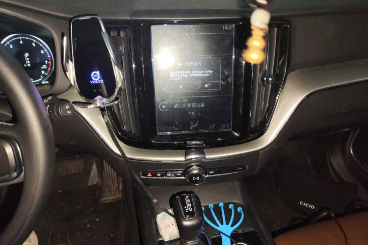 Used Volvo XC60 2019 T5 4x4 Smart Edition China V Standard