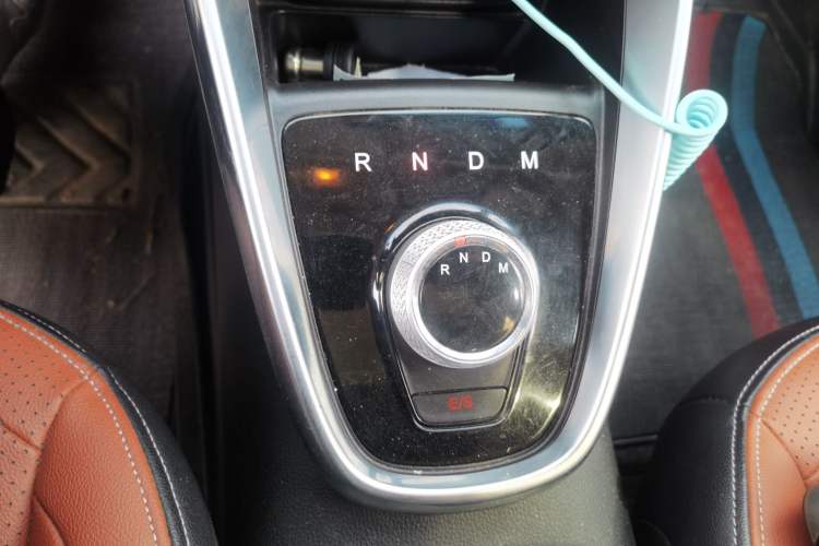 Used Baojun 510 2017 1.5L Automatic Luxury Model Gear Lever