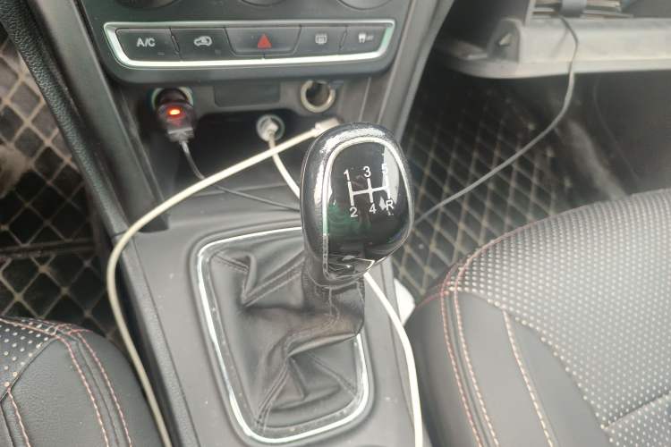 Used Chery Tiggo 3 2016 1.6L Manual Fashion Edition
