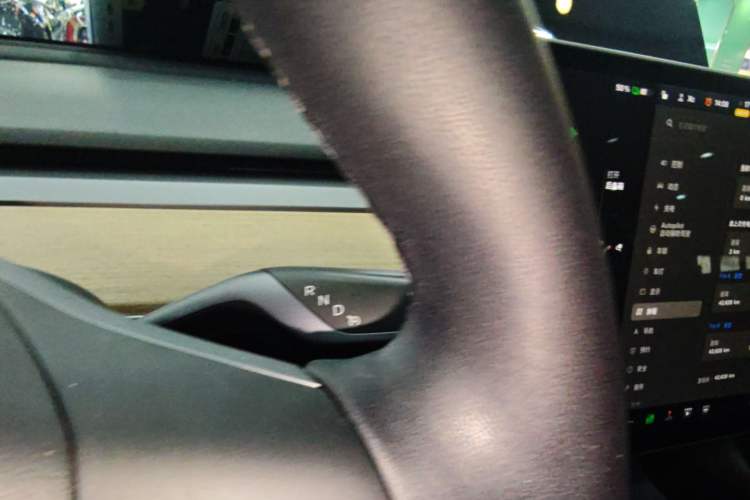 Used Tesla Model 3 2019 Standard Range Rear-Drive Upgraded Version
