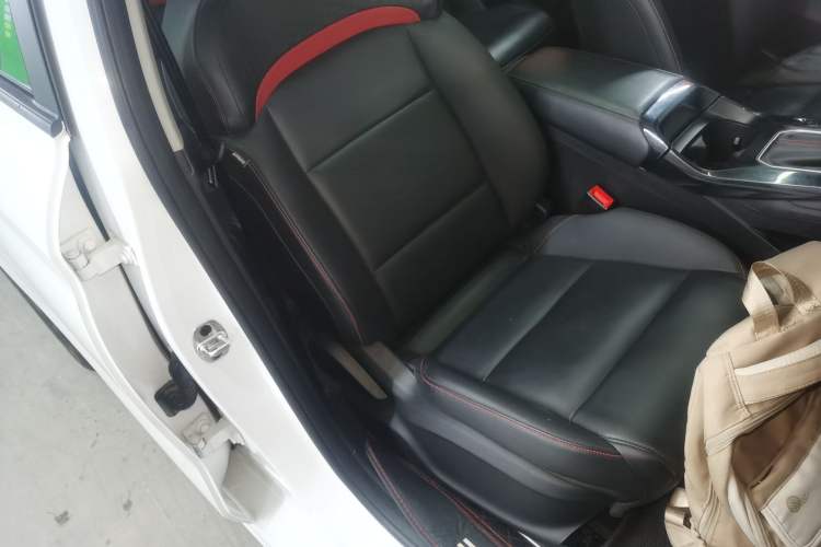 Used MG 5 2021 180 DVVT CVT Youth Luxury Edition
