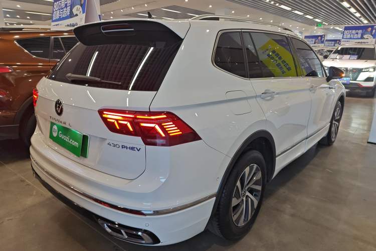 Used Volkswagen Tiguan L New Energy 2022 430 PHEV Plug-in Hybrid Flagship Edition Rear Right 45 Deg