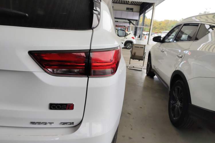 Used Oshan COS1 2018 1.5T Automatic Smart 7-Seater