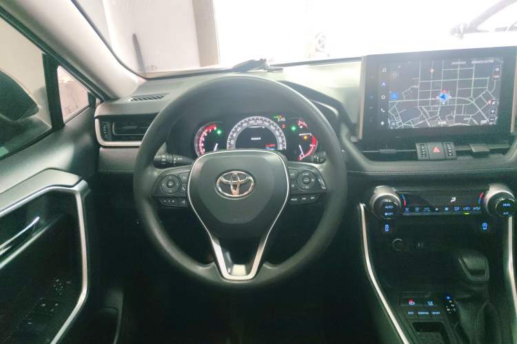 Used Toyota RAV4 2021 2.0L CVT Two-Wheel Drive Fashion Edition Steering Wheel