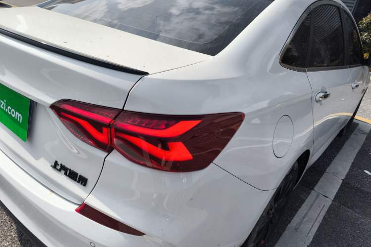 Used Chevrolet Monza 2019 Redline 320T Dual-Clutch Sporty Version China VI Standard